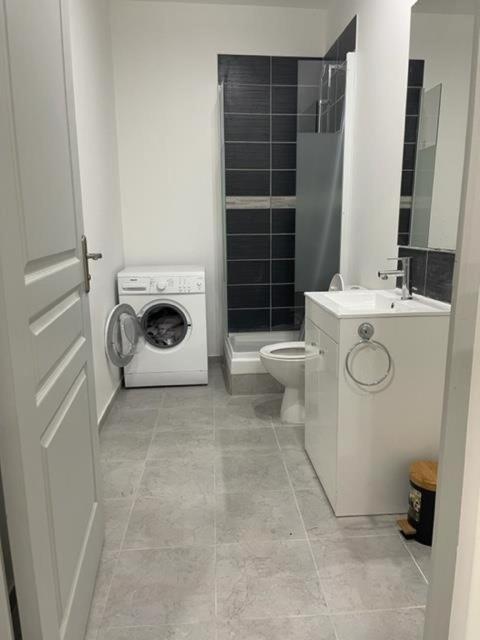 Rdc - Appartement F3 Villiers Le Bel 95 Proche De Paris Roissy المظهر الخارجي الصورة